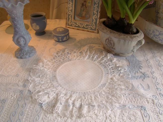 Gorgeous edwardian hairpin lace doily 1900