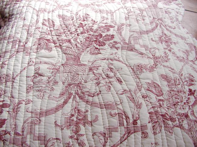Charming pair of cushion slips in Toile de Jouy, quilted style, red color #2