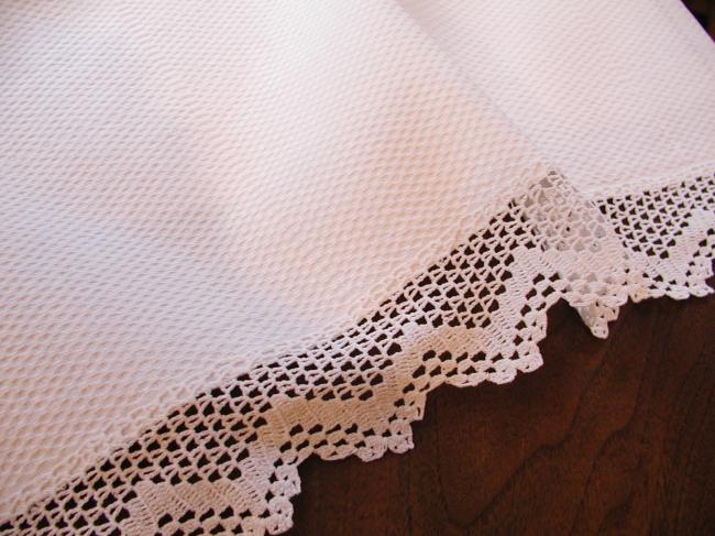 Lovely waffle hand towel with crochet lace edging