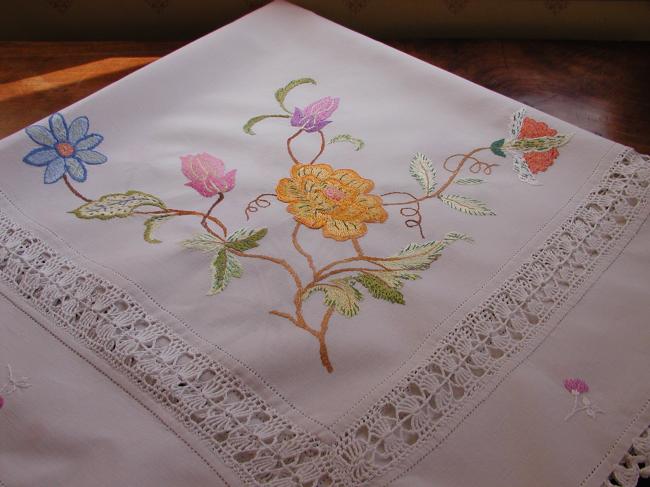 Striking tablecloth with drawn thread rivers & magnificient embroidered bouquets