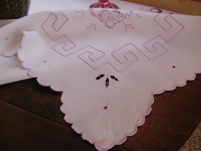 Lovely  tablecloth with Richelieu openwork in mauve color