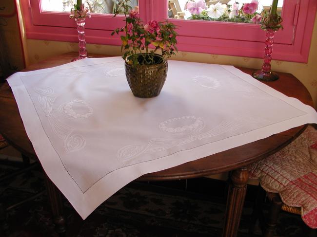 Wonderful tablecloth with hand-embroidered white flowers 1920