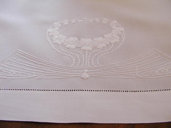 Wonderful tablecloth with hand-embroidered white flowers 1920