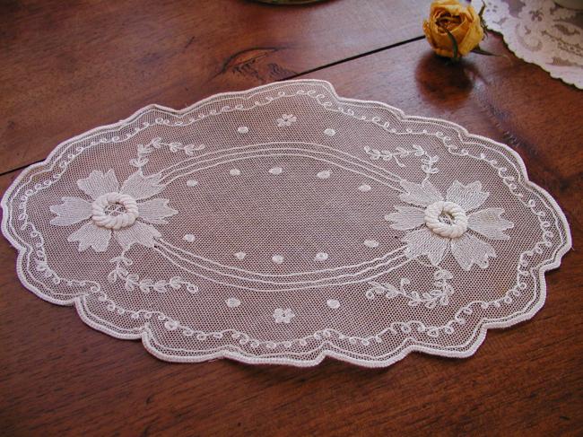 Superb little oval doily in net needle run lace 1920