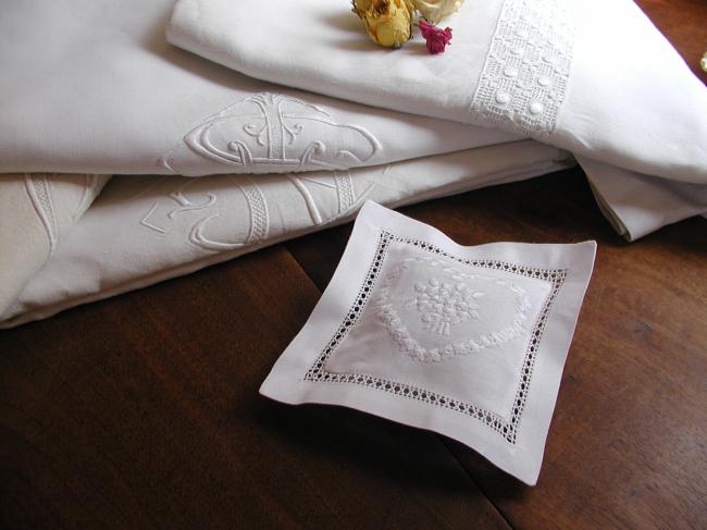 So sweet lavander sachet with hand-embroidered heart& bouquet of flowers