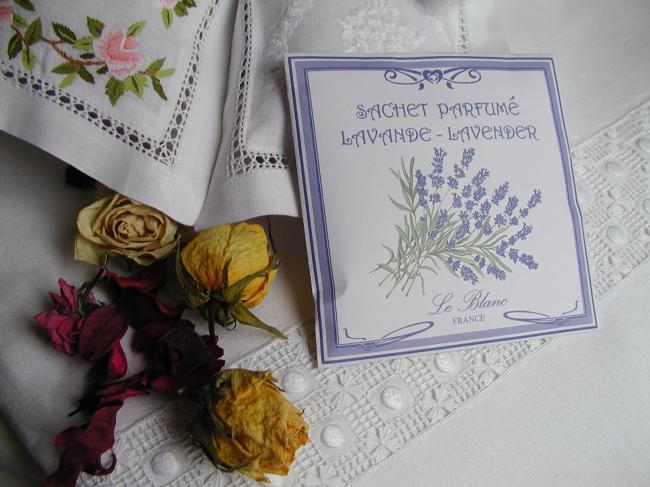 Scent cardboard sachet with typical Art Nouveau design, Lavender scent