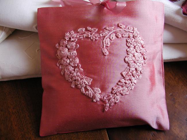 Luxurous silk taffetas lavander sachet with hand-embroidered heart of flowers