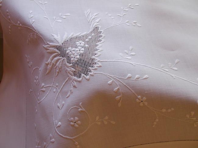 Wonderful tablecloth with drawn thread and  exquisite white works 1900