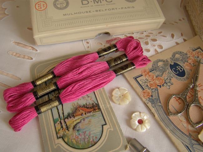 Echeveau Coton mouliné spécial DMC n°25, couleur rose'Verveine' N°602