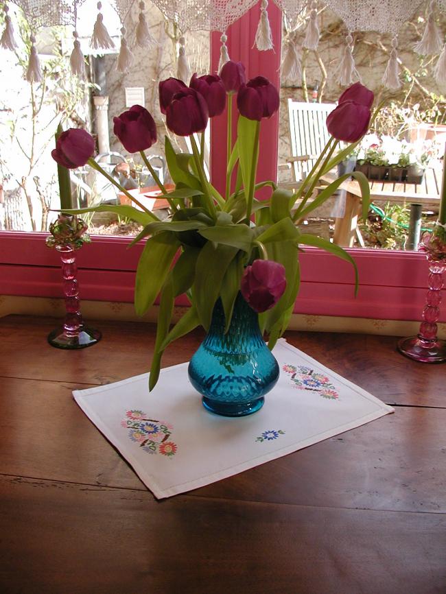 Lovely tray cloth or table centre with hand-embroidered flowers