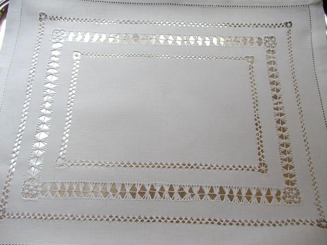 Lovely tray cloth with Cilaos drawn thread rivers  1920-30