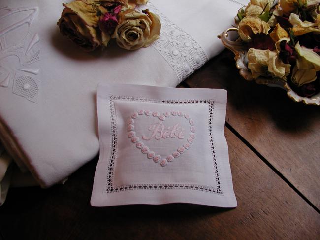 Charming lavender sachet with hand-embroidered heart with 'bébé' inscription