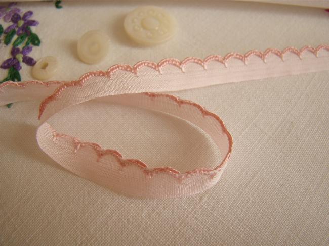 Lovely old little ribbon in pale pink  with pink  festoons, width 10mm