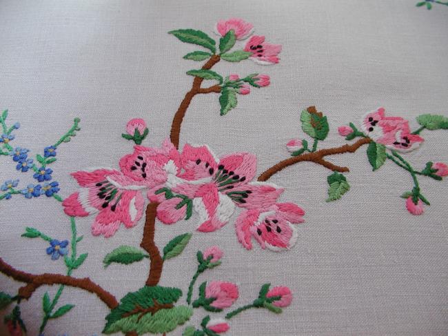 Breathtaking tablecloth with hand-embroidered blooming appletree