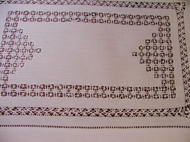 Wonderful bedside tablecloth with drawn thread work and crochet lace