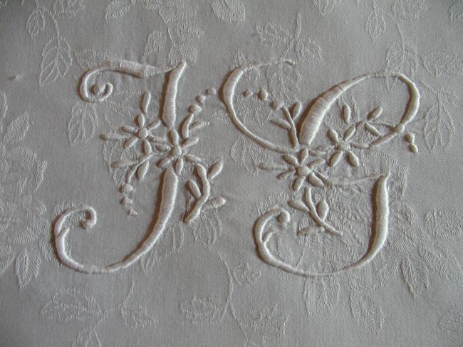 Romantic duvet cover in damask with roses pattern, monogram GJ