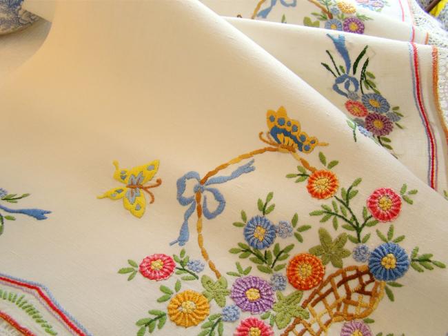 Absolutely gorgeous top dresser with hand-embroidered flowers & lace