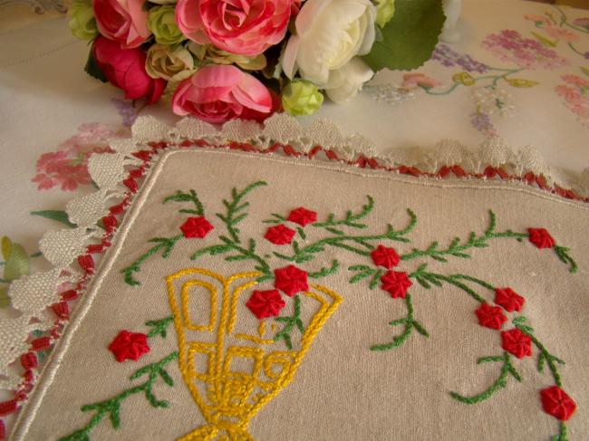 Superb linen table centre with lavish peacock 1920-30