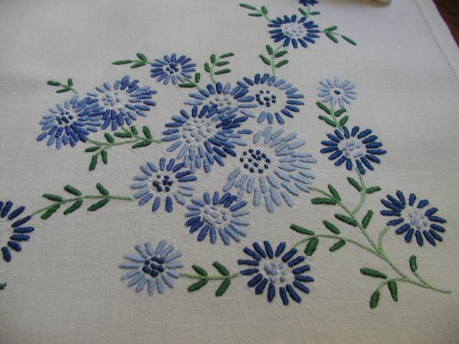 So sweet tablecloth with hand-embroidered blue flowers