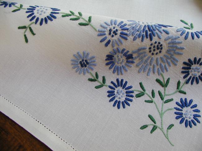 So sweet tablecloth with hand-embroidered blue flowers