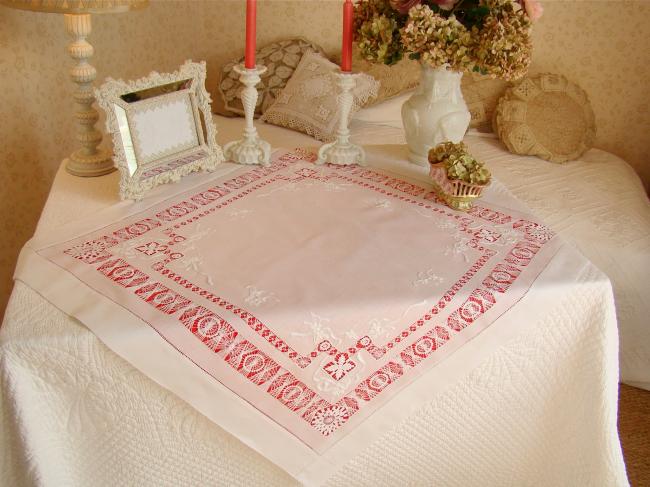 Merveilleuse nappe brodée et ajourée en jours de Cilaos, broderie Tenerife