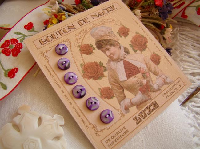 Lovely card with 6 antique engraved buttons in mother of pearl, purple color