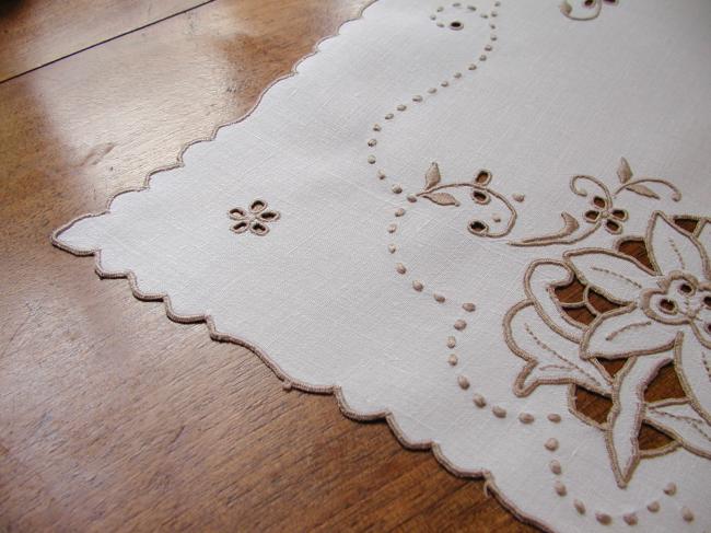 Lovely tray cloth with Richelieu hand-embroidered peonies