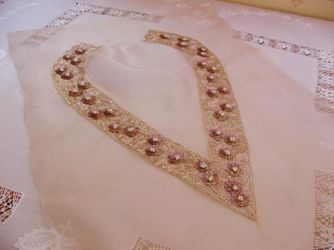 Exceptional collar in Luneville embroidery, pearls & spangles