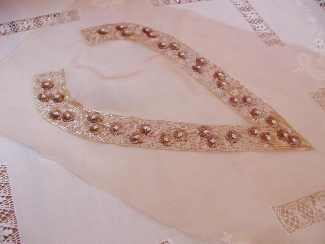 Exceptional collar in Luneville embroidery, pearls & spangles