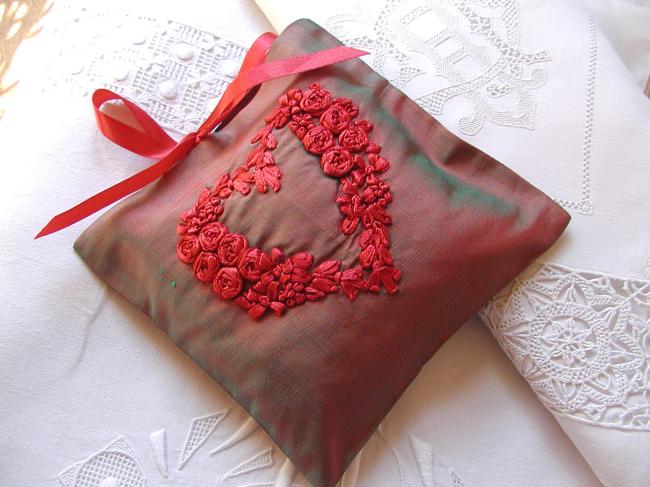 Luxurous lavander sachet in red silk with hand-embroidered heart