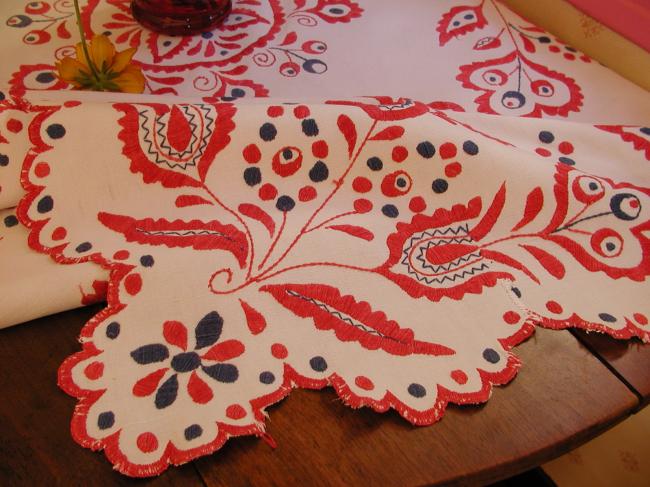 Superb crewel or jacobean  hand-embroidered tablecloth