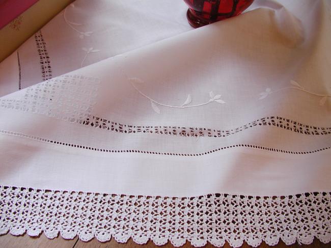 Lovely tablecloth with hand drawn thread works and irish crochet lace