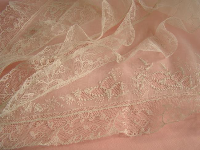 Exceptionnel châle à la Marie Antoinette, en fil de main,riche broderie&dentelle