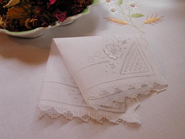 Stunning handkerchief in linon  with hand-embroidery & appliqué of flowers