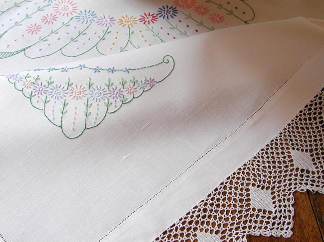 Really lovely tablecloth with hand-embroidered flowers and lace edging