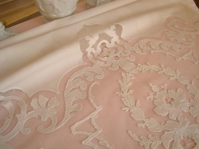 Superbe rideau store en lin et décor Louis XV sur tulle en appliqué 1900