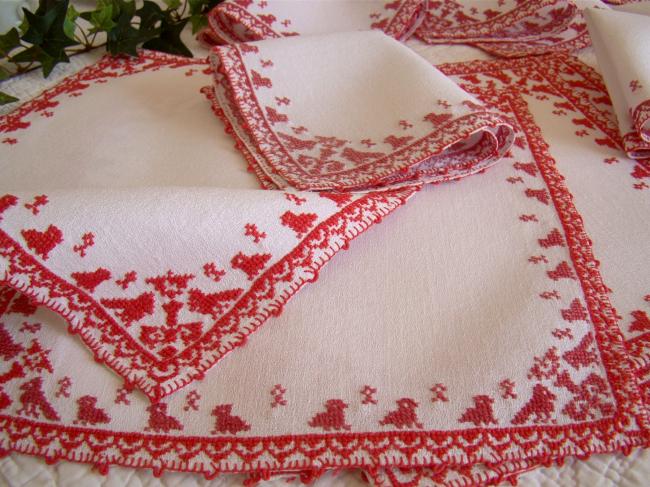 Magnifique série de 12 serviettes en lin granité & broderie alsacienne rouge