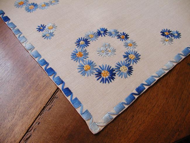 Very pretty table centre or tray cloth with hand-embroidered crowns of flowers