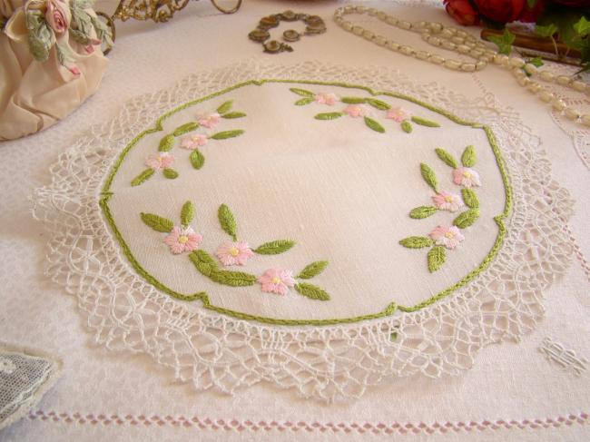 So romantic round table centre or doily withhand-embroired pink roses.