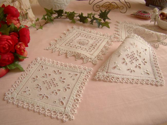 Gorgeous set of 4 doilies in linen with broderie anglaise and Venise  1900