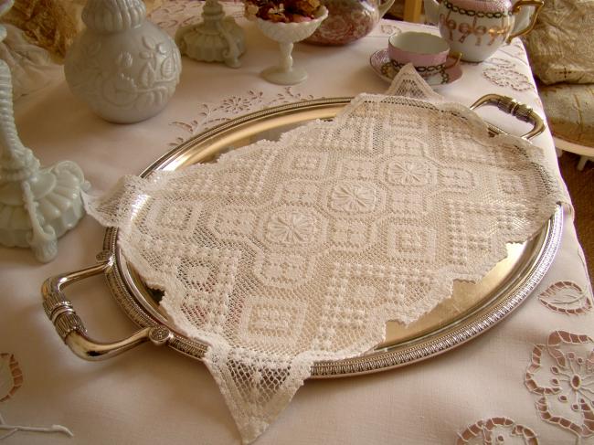 Lovely hand-made Filet lace tray cloth