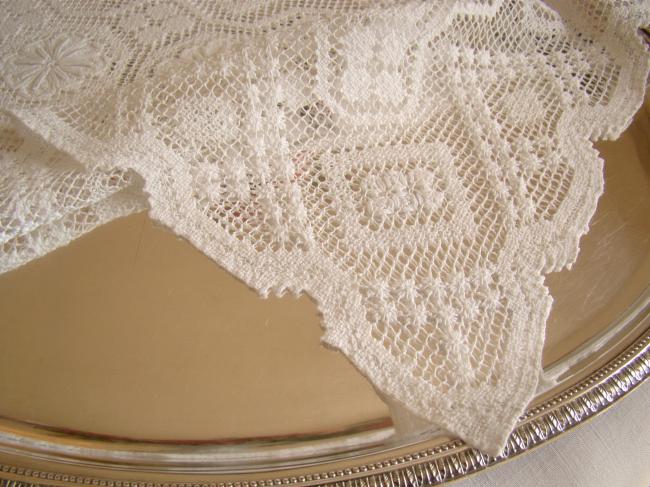 Lovely hand-made Filet lace tray cloth