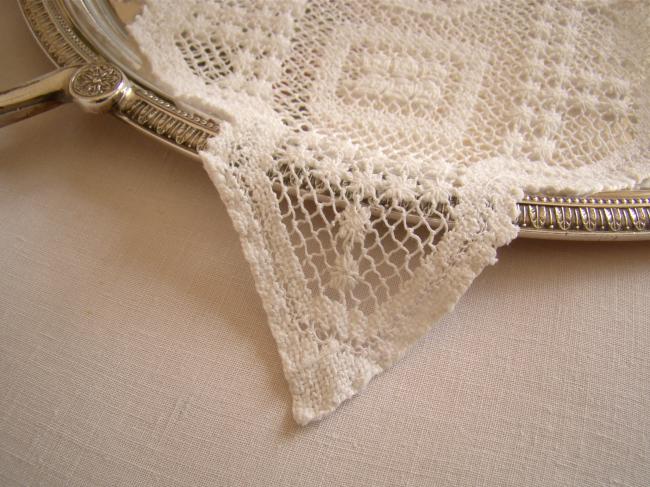 Lovely hand-made Filet lace tray cloth