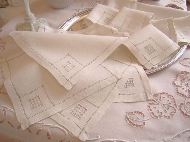 Lovely set of 12 cockatil napkins in granite linen with openwork 1930