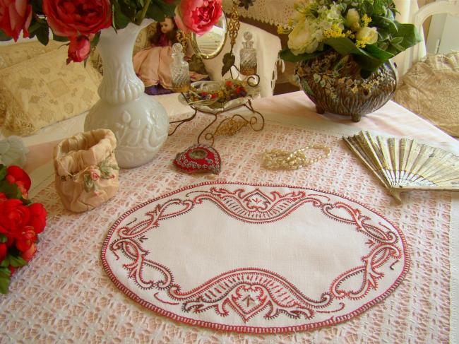 Charming 1940' doily with red and brown embroidery