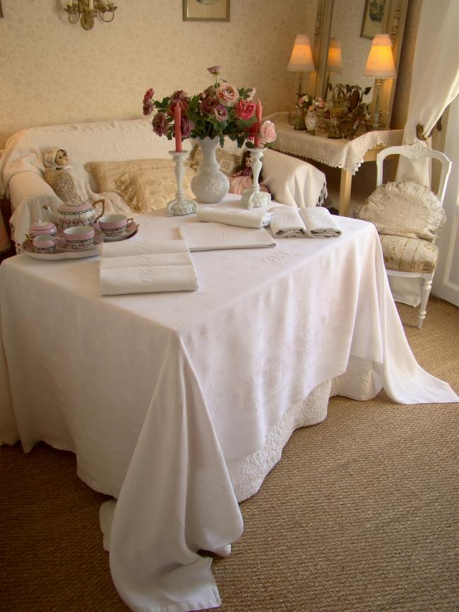 Vintage Linen - Table linen