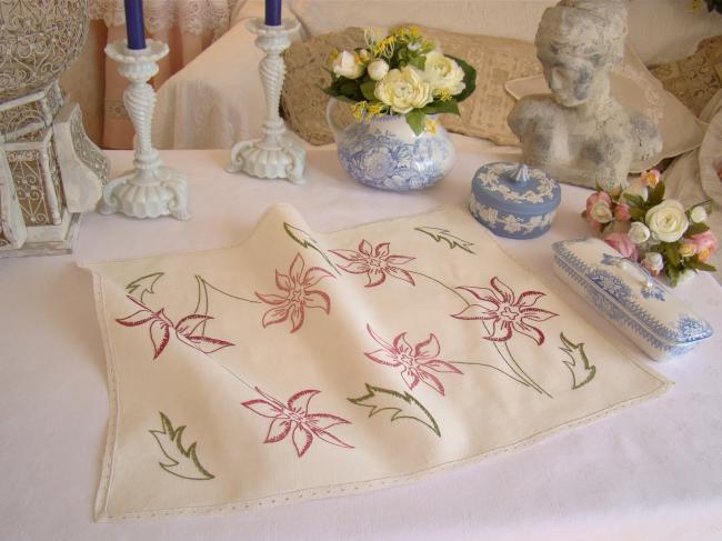 Lovely tray center with large hand-embroidered flowers 1950