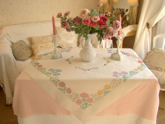 Enchanting small tablecloth with hand-embroidered flowers hydrangea