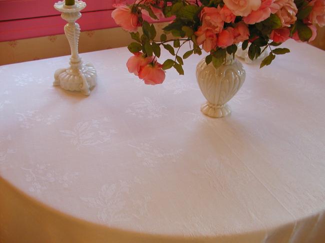 Lovely damask  tablecloth with a pattern of grapes and large foliage