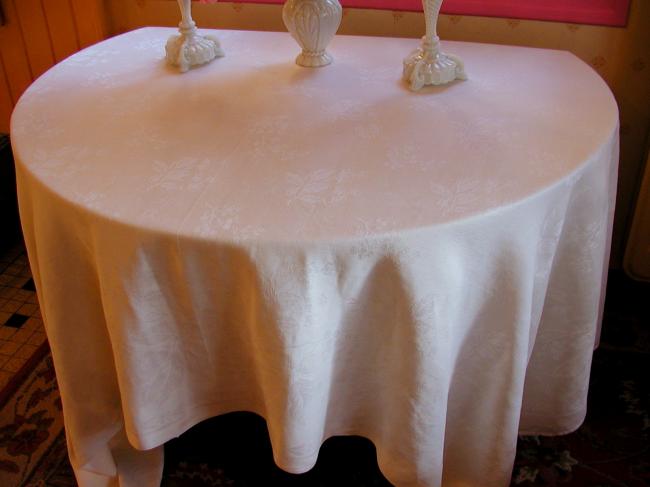 Lovely damask  tablecloth with a pattern of grapes and large foliage